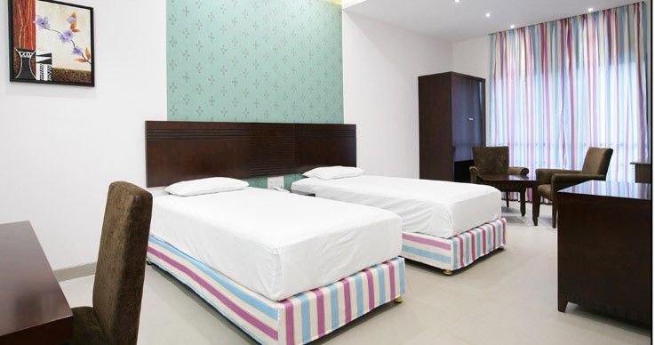 Oyo 710 Hotel Kshitij Pune Bagian luar foto