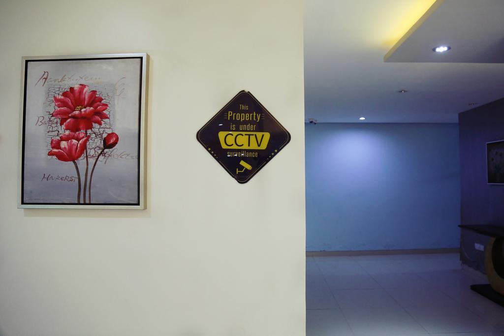 Oyo 710 Hotel Kshitij Pune Bagian luar foto